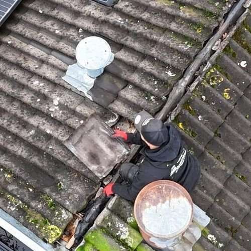 Een dakrenovatie bij oud pannendak in Meijel